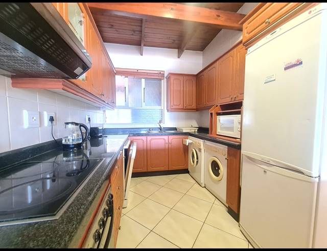 3 BEDROOM FLAT FOR SALE IN WILLARD BEACH